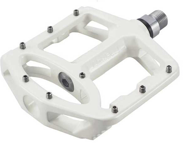 Wellgo MG 1 Magnesium Platform Flat Sealed Pedals