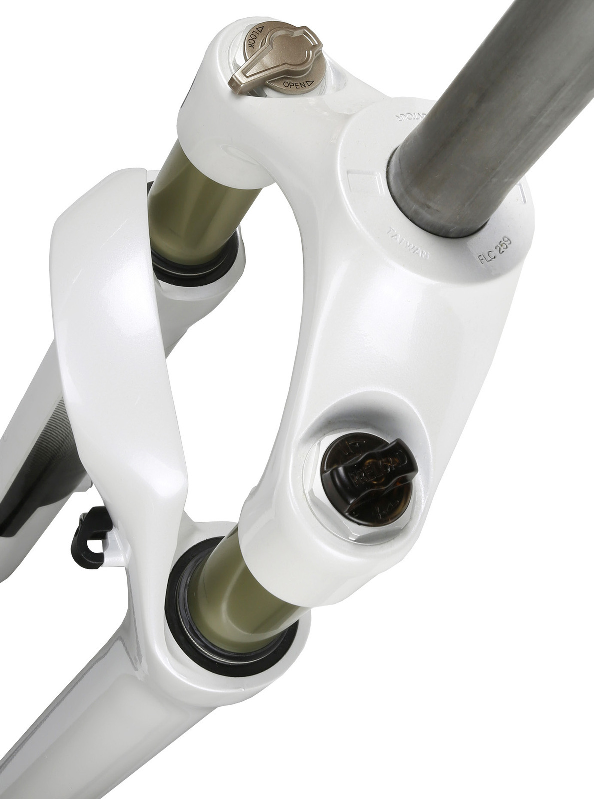 suntour fork thru axle