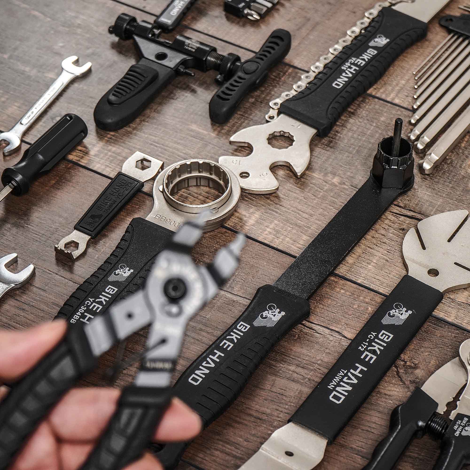 BIKEHAND 34 in 1 Complete Bike Bicycle Repair Tools Tool Kit