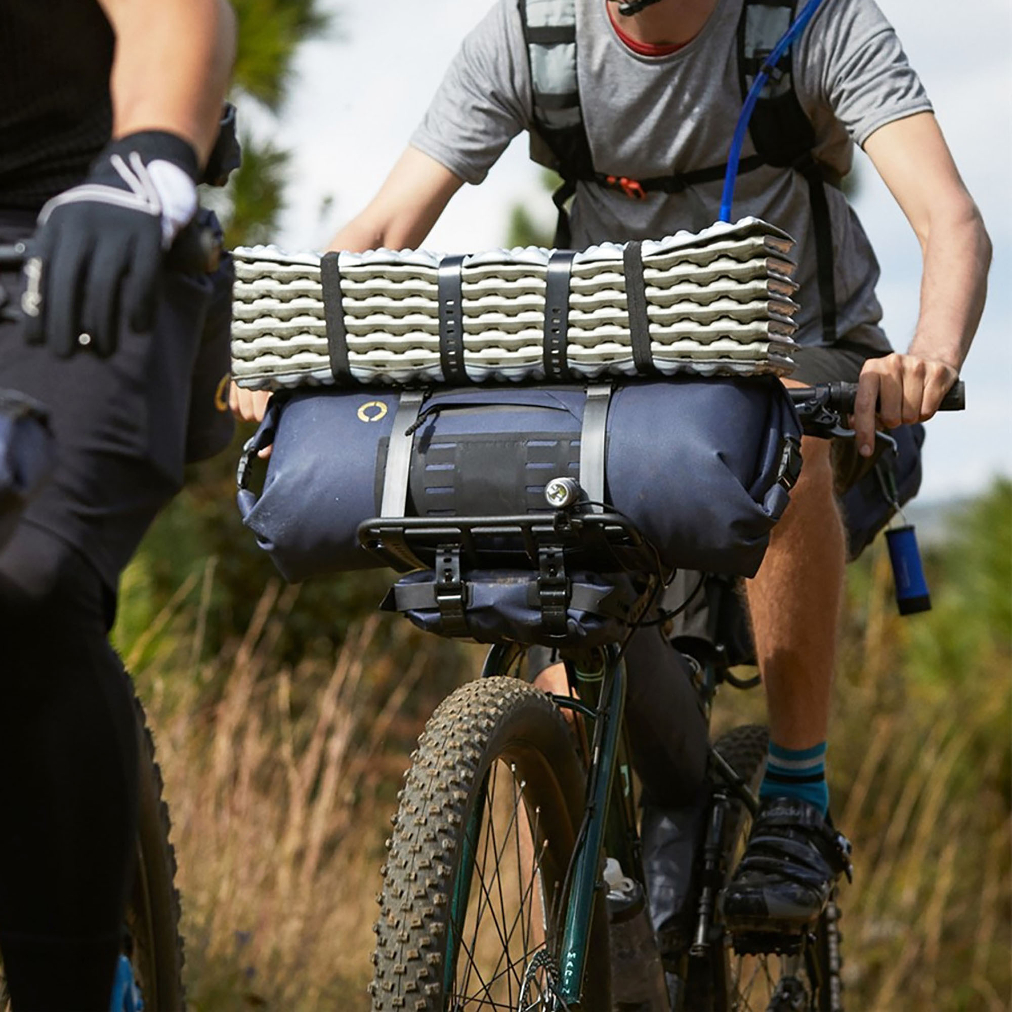 Buy ROSWHEEL Bicycle Off Road Accessory Handlebar Bag 8L Medium 17 x 17 x 40cm CD